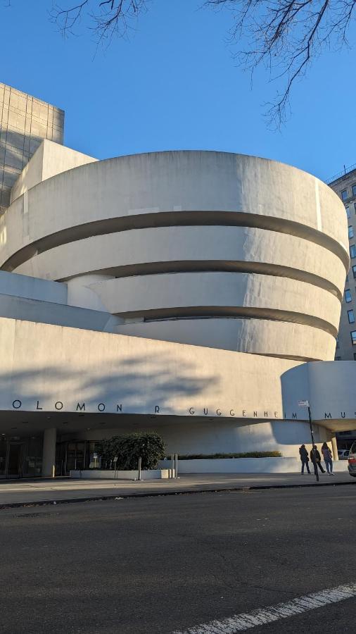Central Park East And Museums Ню Йорк Екстериор снимка